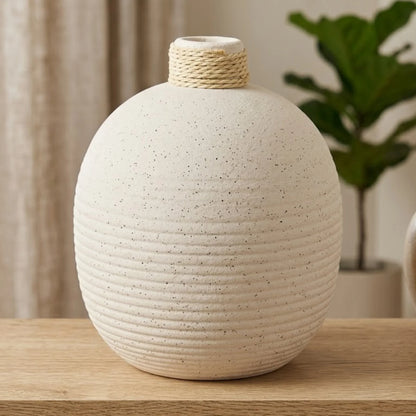 ceramic vase ribbed lines white 7''x4'' china